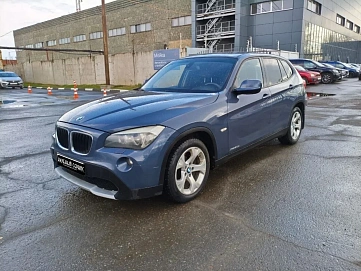 BMW X1, 2010г, передний привод, автомат