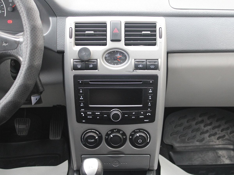 Lada (ВАЗ) Priora, 2012г., передний привод, механика