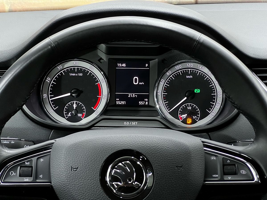 Skoda Octavia, 2019г., передний привод, робот