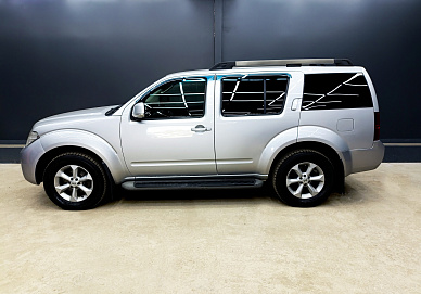 Nissan Pathfinder, 2011г, полный привод, автомат