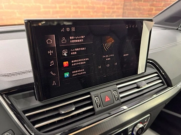 Audi , 2025г., полный привод, робот