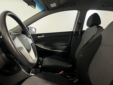 Hyundai Solaris, 2011г, передний привод, механика