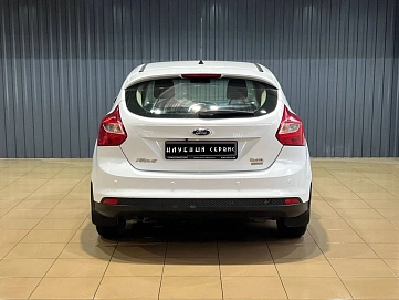 Ford Focus, 2013г, передний привод, механика