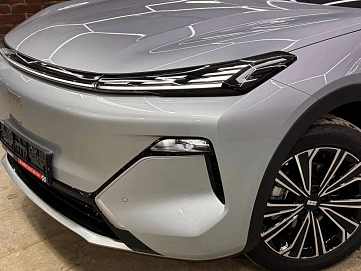 Geely Galaxy Starship 7, 2025г, передний привод, робот