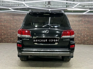 Lexus LX, 2015г, полный привод, автомат
