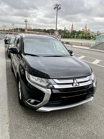 Mitsubishi Outlander, 2015г, полный привод, вариатор