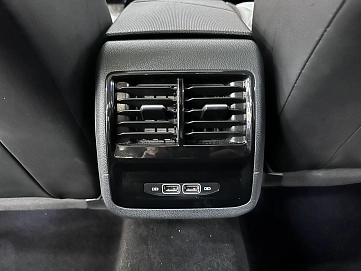 Volkswagen Jetta, 2022г, передний привод, автомат