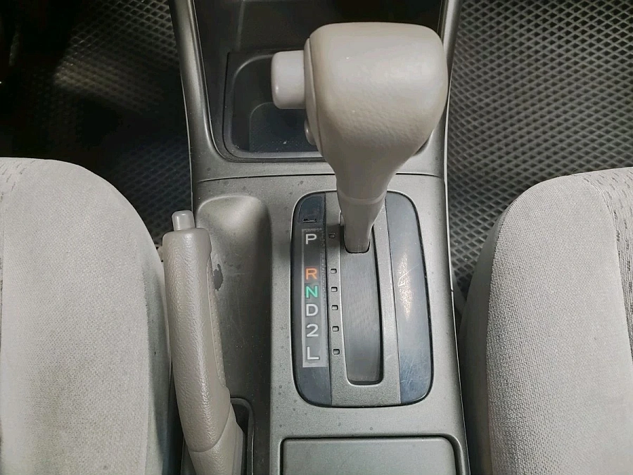 Toyota Camry, 2001г., передний привод, автомат