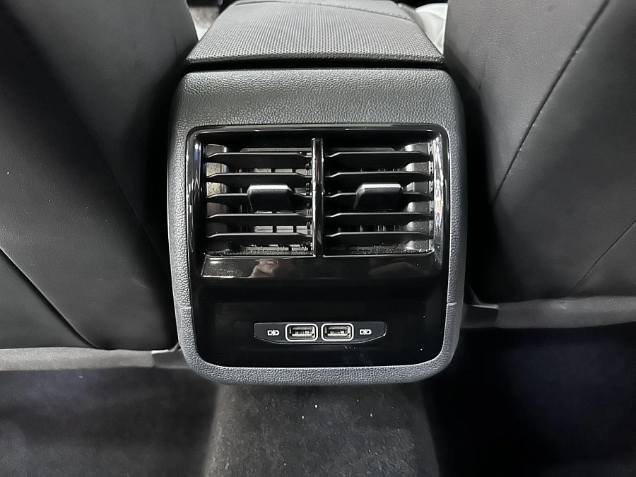 Volkswagen Jetta, 2022г., передний привод, автомат