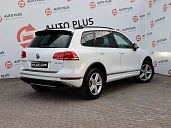Volkswagen Touareg, 2015г., полный привод, автомат