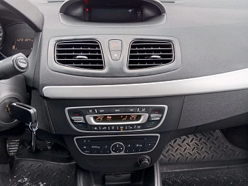 Renault Fluence, 2012г, передний привод, механика