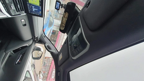 Toyota Land Cruiser, 2021г, полный привод, автомат