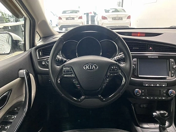 Kia Ceed, 2018г, передний привод, робот
