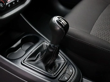 Lada (ВАЗ) Vesta, 2019г, передний привод, механика