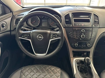 Opel Insignia, 2012г, передний привод, механика