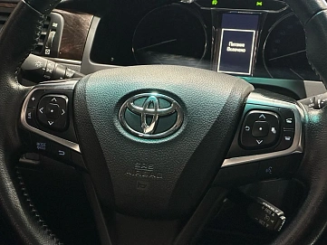 Toyota Camry, 2016г, передний привод, автомат