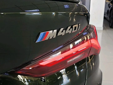 BMW , 2023г., полный привод, автомат