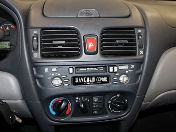 Nissan Almera, 2002г, передний привод, автомат