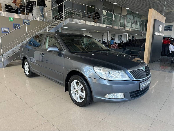 Skoda Octavia, 2011г., передний привод, робот