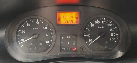 Renault Logan, 2008г, передний привод, механика