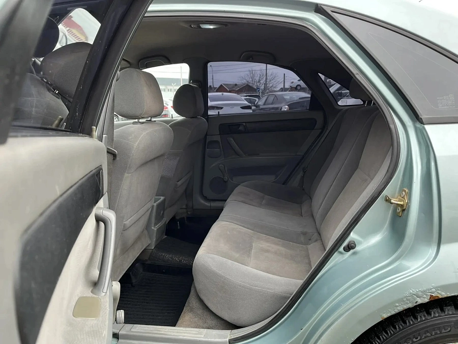 Chevrolet Lacetti, 2006г., передний привод, механика