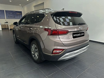 Hyundai Santa Fe, 2019г, полный привод, автомат
