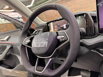 Skoda Kodiaq, 2025г, полный привод, робот