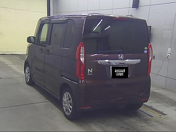 Honda N-BOX, 2021г, передний привод, вариатор