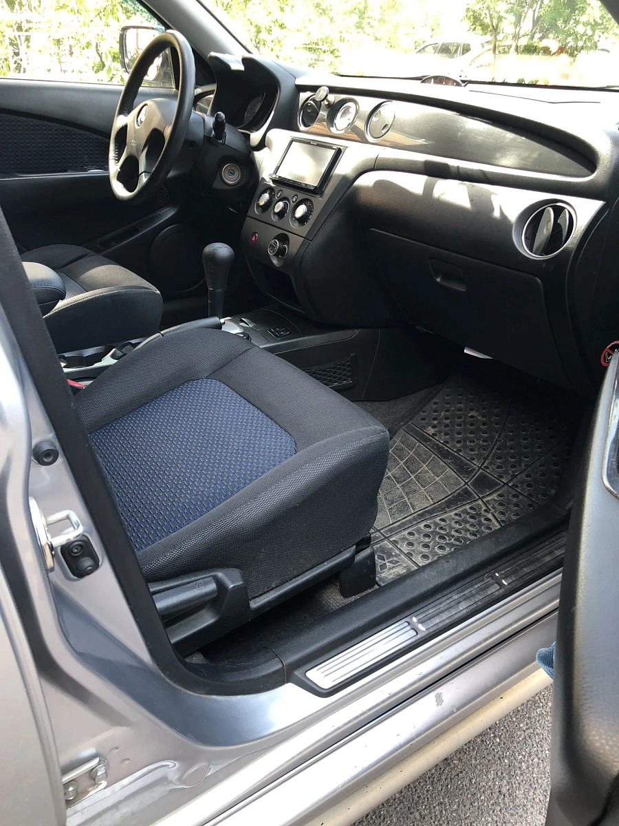Mitsubishi Outlander, 2008г., полный привод, автомат
