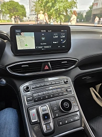 Hyundai Santa Fe, 2022г, полный привод, автомат