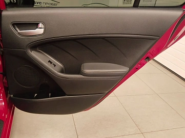 Kia Cerato, 2013г, передний привод, механика