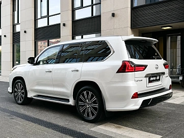 Lexus LX, 2021г, полный привод, автомат