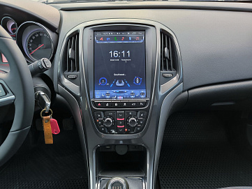 Opel , 2013г., передний привод, механика