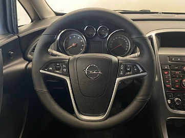 Opel , 2013г., передний привод, автомат