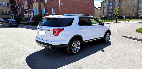 Ford Explorer, 2017г, полный привод, автомат