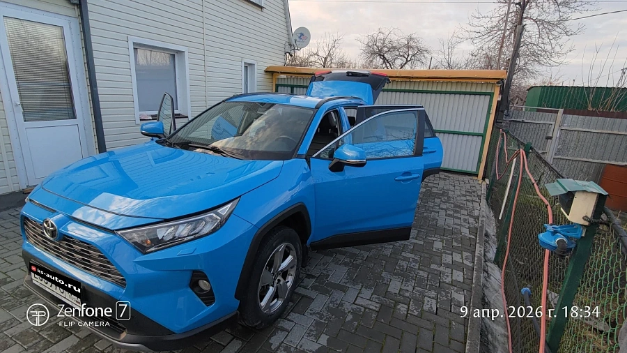 Toyota RAV4, 2019г., полный привод, вариатор