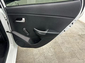 Kia Rio, 2016г, передний привод, механика