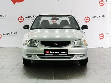 Hyundai Accent, 2010г, передний привод, автомат