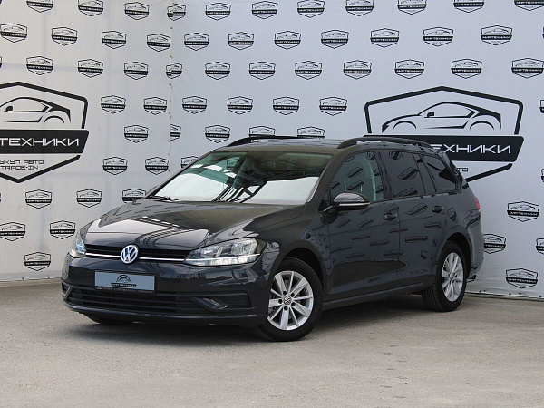 Volkswagen Golf, 2019г., передний привод, механика