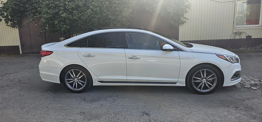 Hyundai Sonata, 2014г., передний привод, автомат