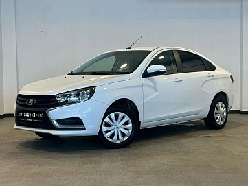 Lada (ВАЗ) Vesta, 2018г, передний привод, механика