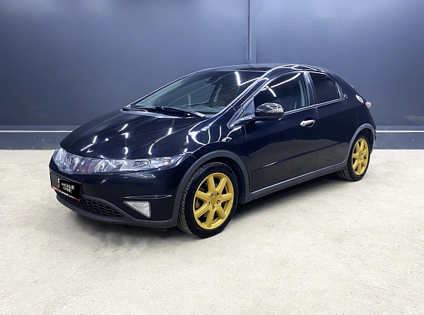 Honda Civic, 2008г., передний привод, робот