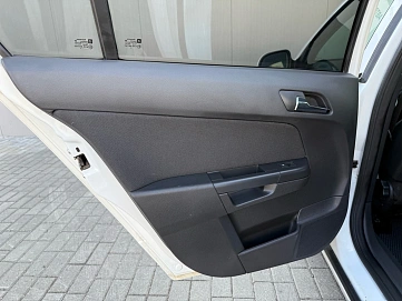 Opel Astra, 2012г, передний привод, механика