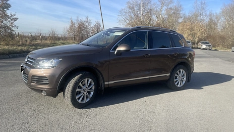 Volkswagen Touareg, 2012г, полный привод, автомат