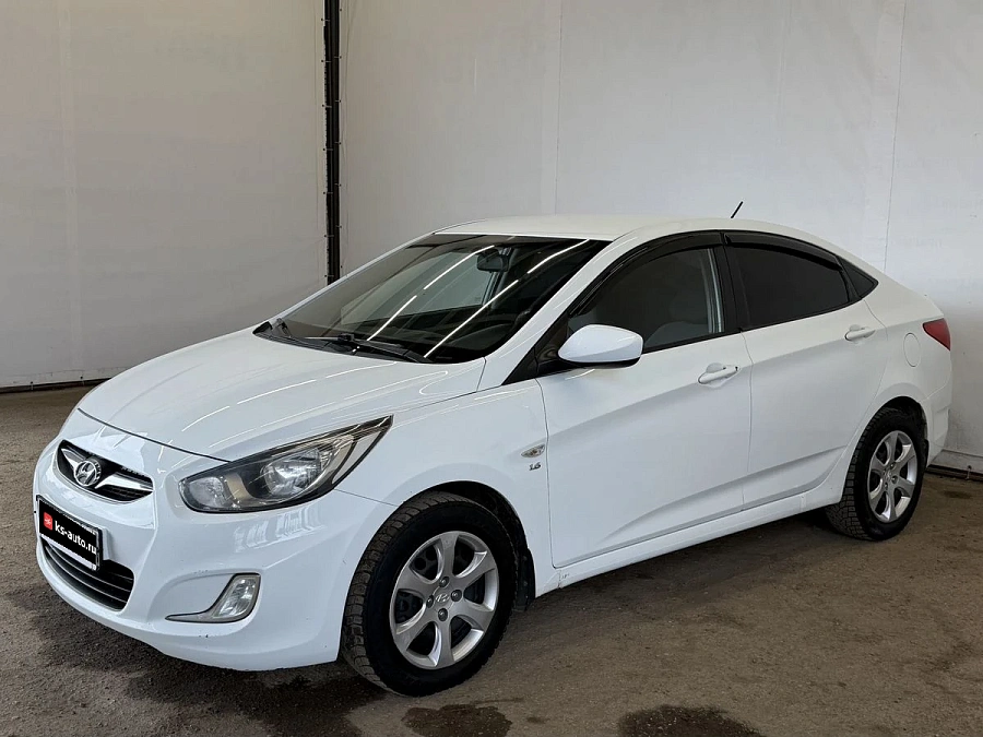 Hyundai Solaris, 2013г., передний привод, автомат
