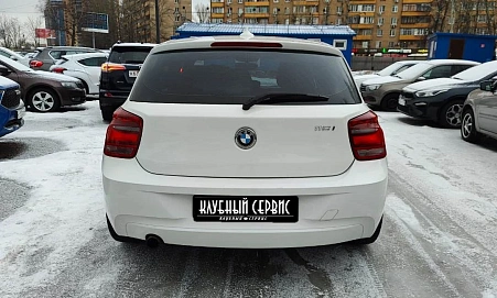 BMW 1 серии, 2012г, задний привод, автомат