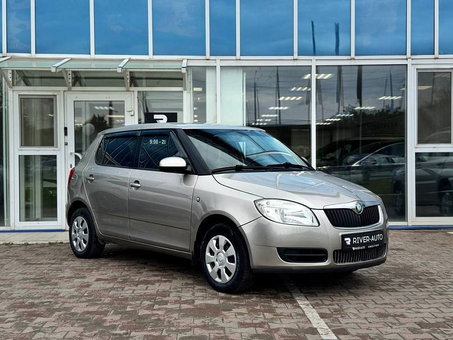 Skoda Fabia, 2009г., передний привод, механика