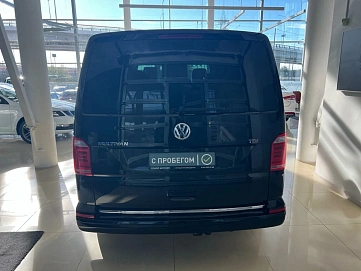 Volkswagen Multivan, 2017г, передний привод, робот
