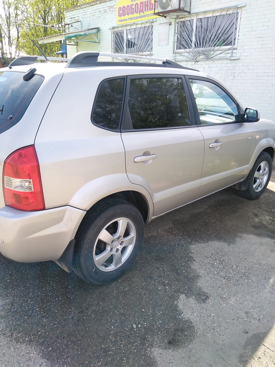Hyundai Tucson, 2006г., полный привод, автомат