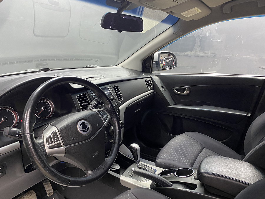 SsangYong Actyon, 2011г., передний привод, автомат